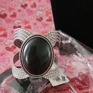Women's accessories